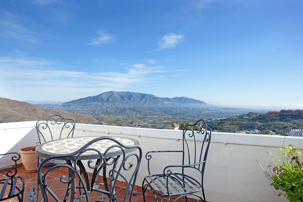 Apartment Jacarandas De Elviria Marbella Exterior foto